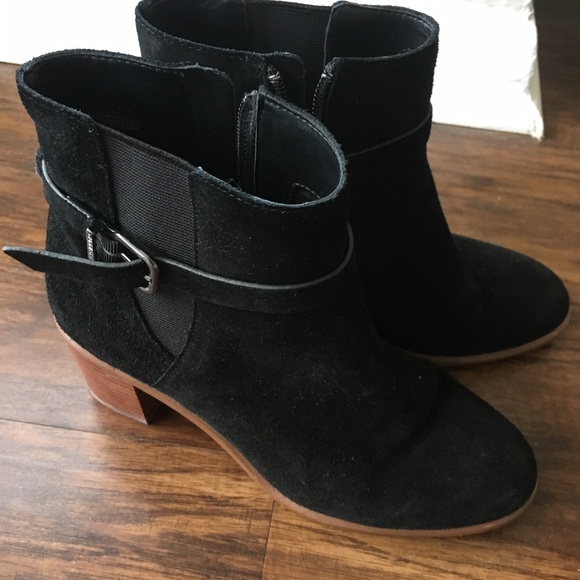 Gianni Bini Black riding Boots with Buckle - Picture 2 of 5